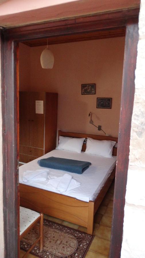 Akrotainaritis Rooms Йеролимин Екстериор снимка