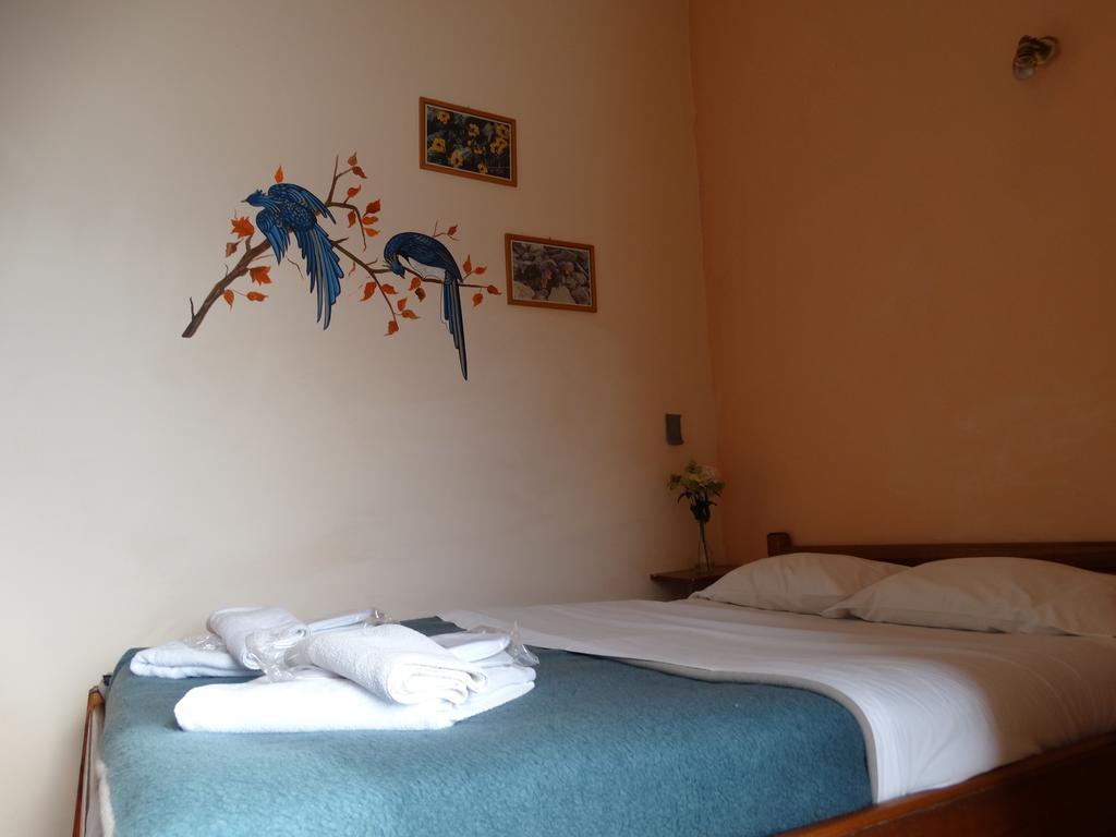 Akrotainaritis Rooms Йеролимин Стая снимка